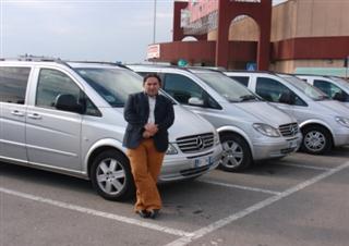 Private tours with minivan for 8 people around Italy